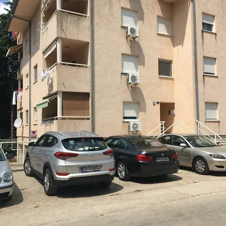 Potjeh Apartman *