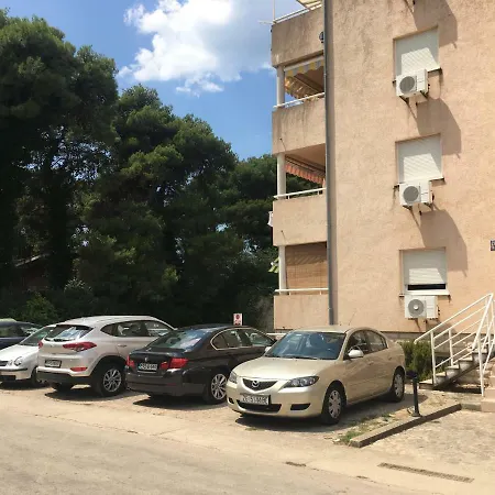 Potjeh Apartment *